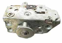80502-25500 Datsun Roadster R Door Latch 67.5 from Rallye