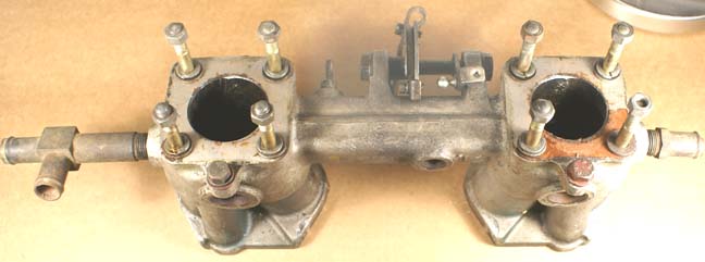 Datsun SRL311 INTAKE MANIFOLD